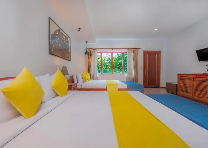 Samnak Lounge Hotel 4*