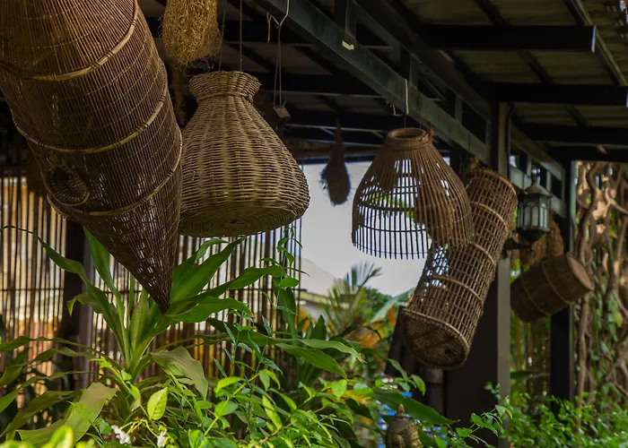 Samnak Lounge Hotel 4*