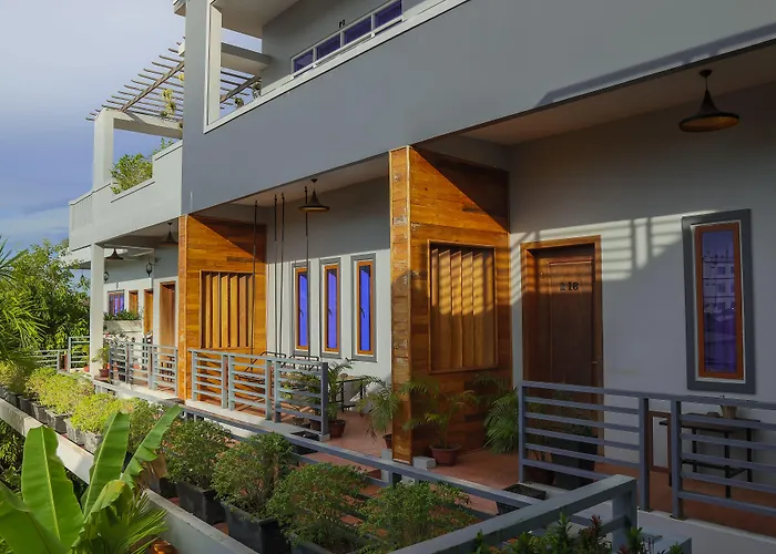 Samnak Lounge Hotel 4*